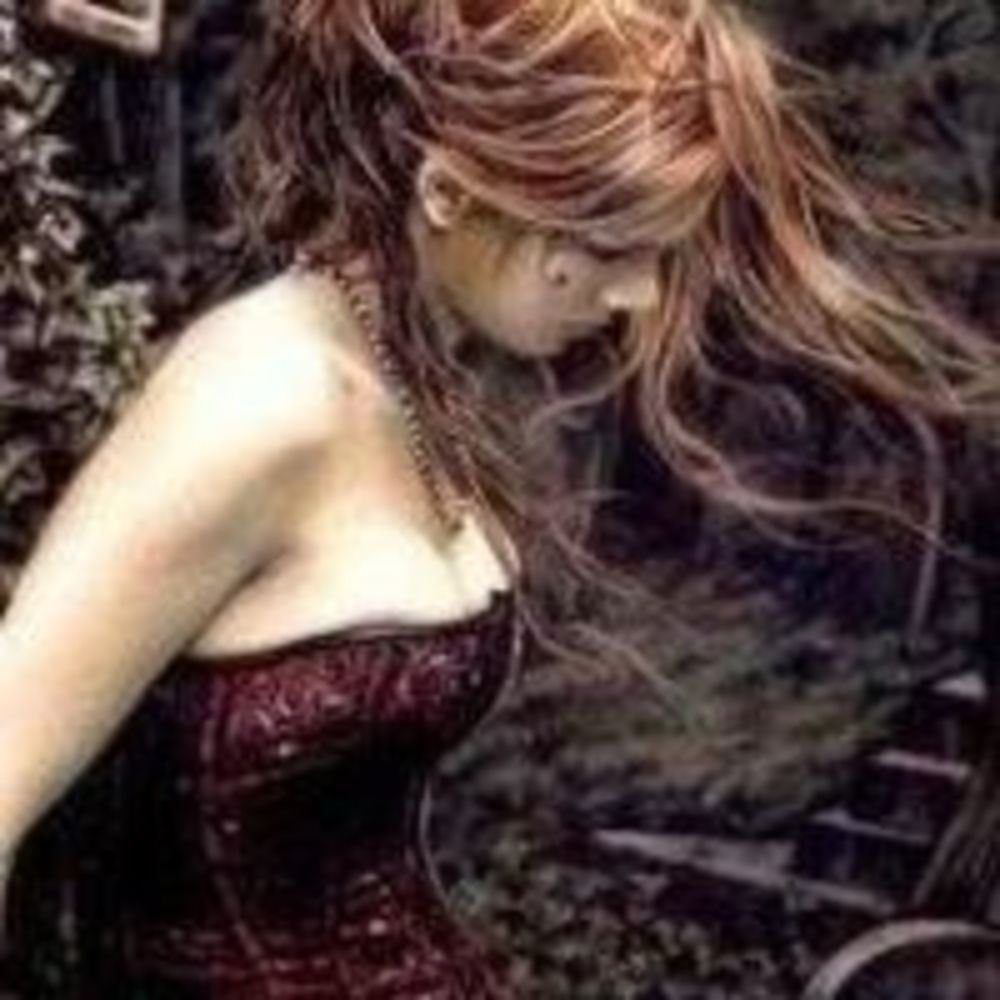 Meet your Posher, Nikole